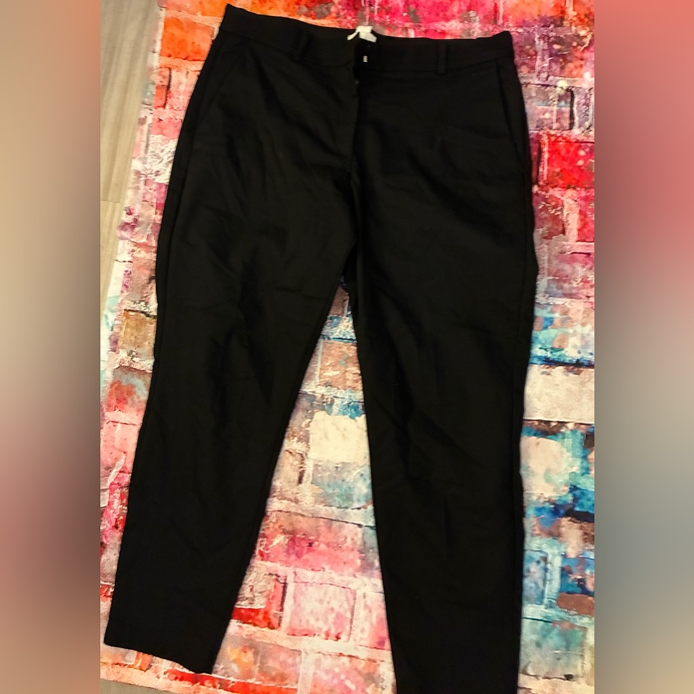 H&M Black Ankle Pants